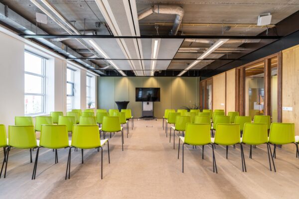 Bright room with theatre setup