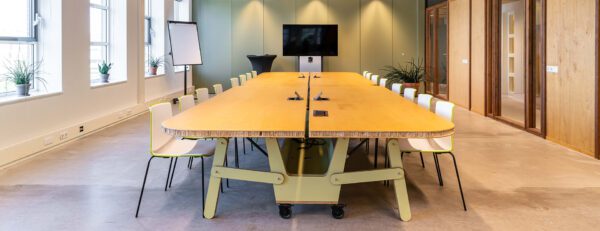 maple-meeting-room