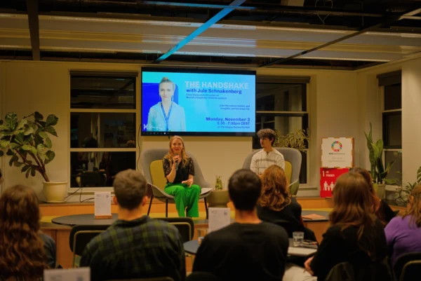 The Handshake Jule audience