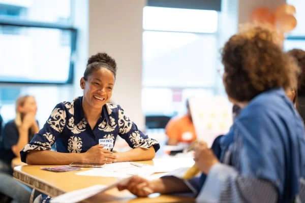 humanity-hub-networking-dedicated-desk